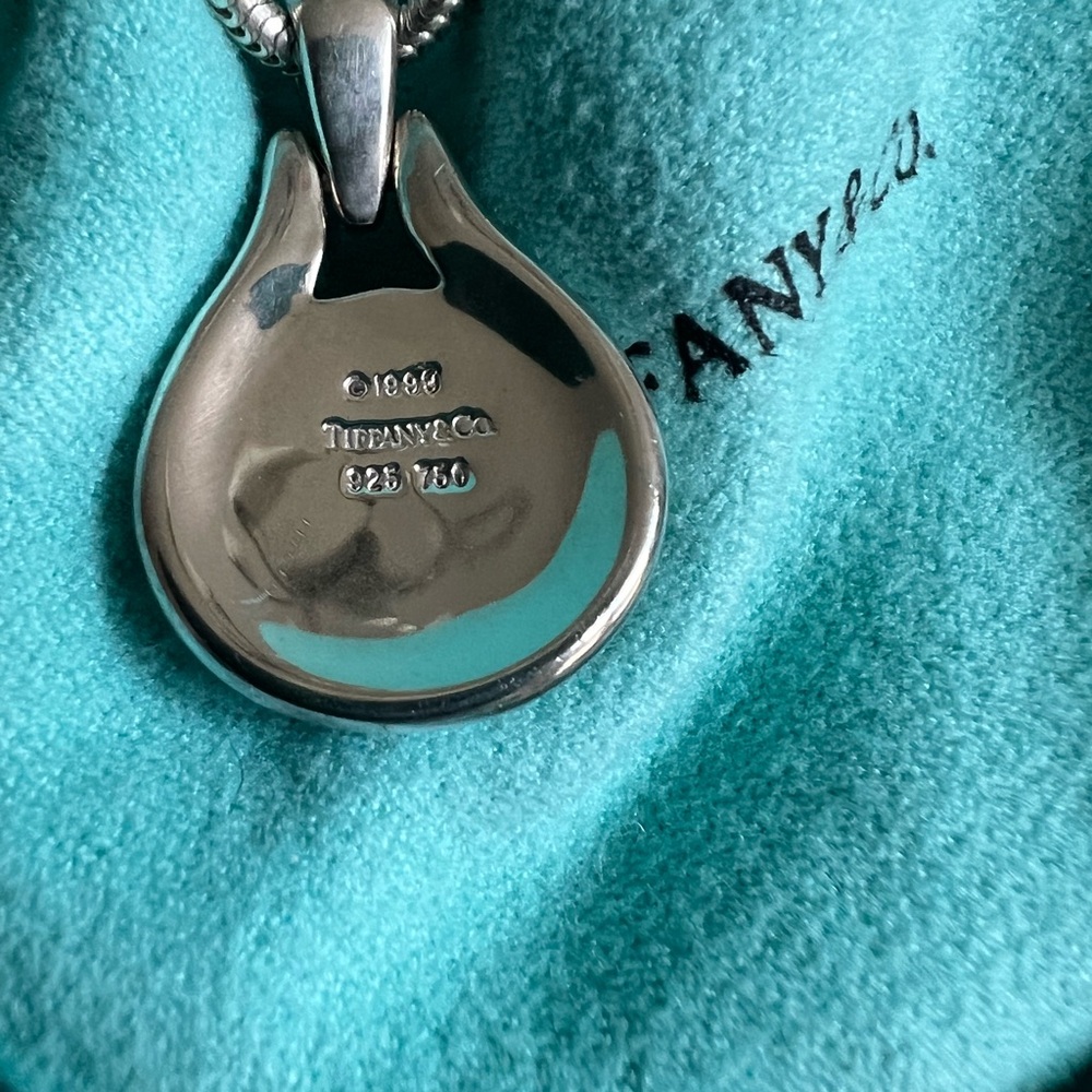 🌸🌸 Authentic Tiffany & Co. RARE Mother of Pearl Round Necklace - Picture 13 of 14